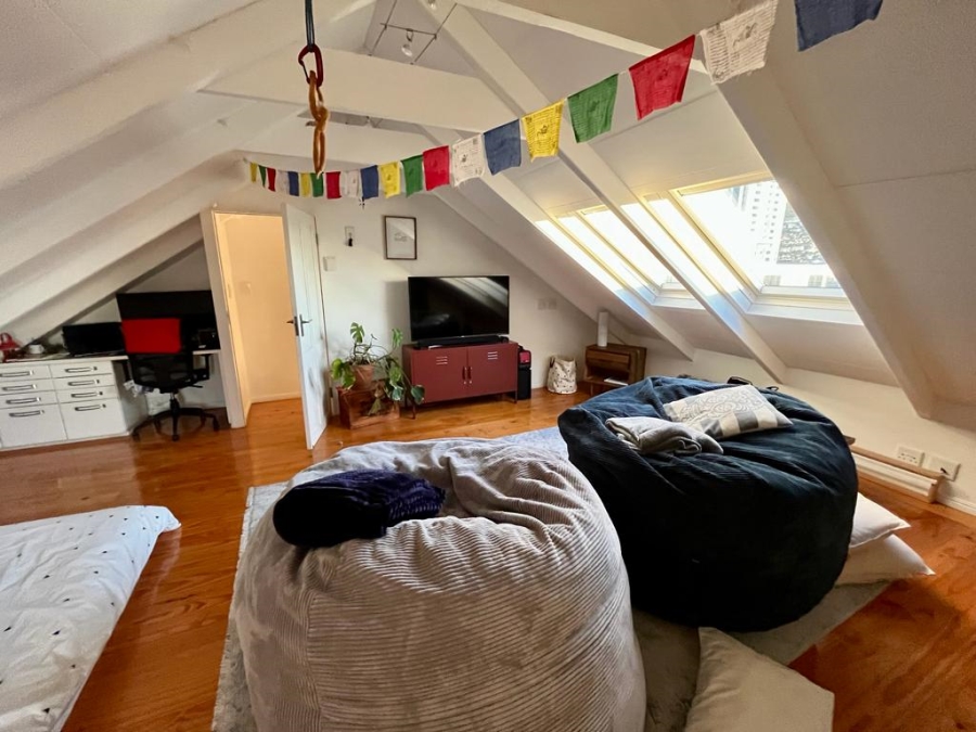To Let 3 Bedroom Property for Rent in Sea Point Western Cape